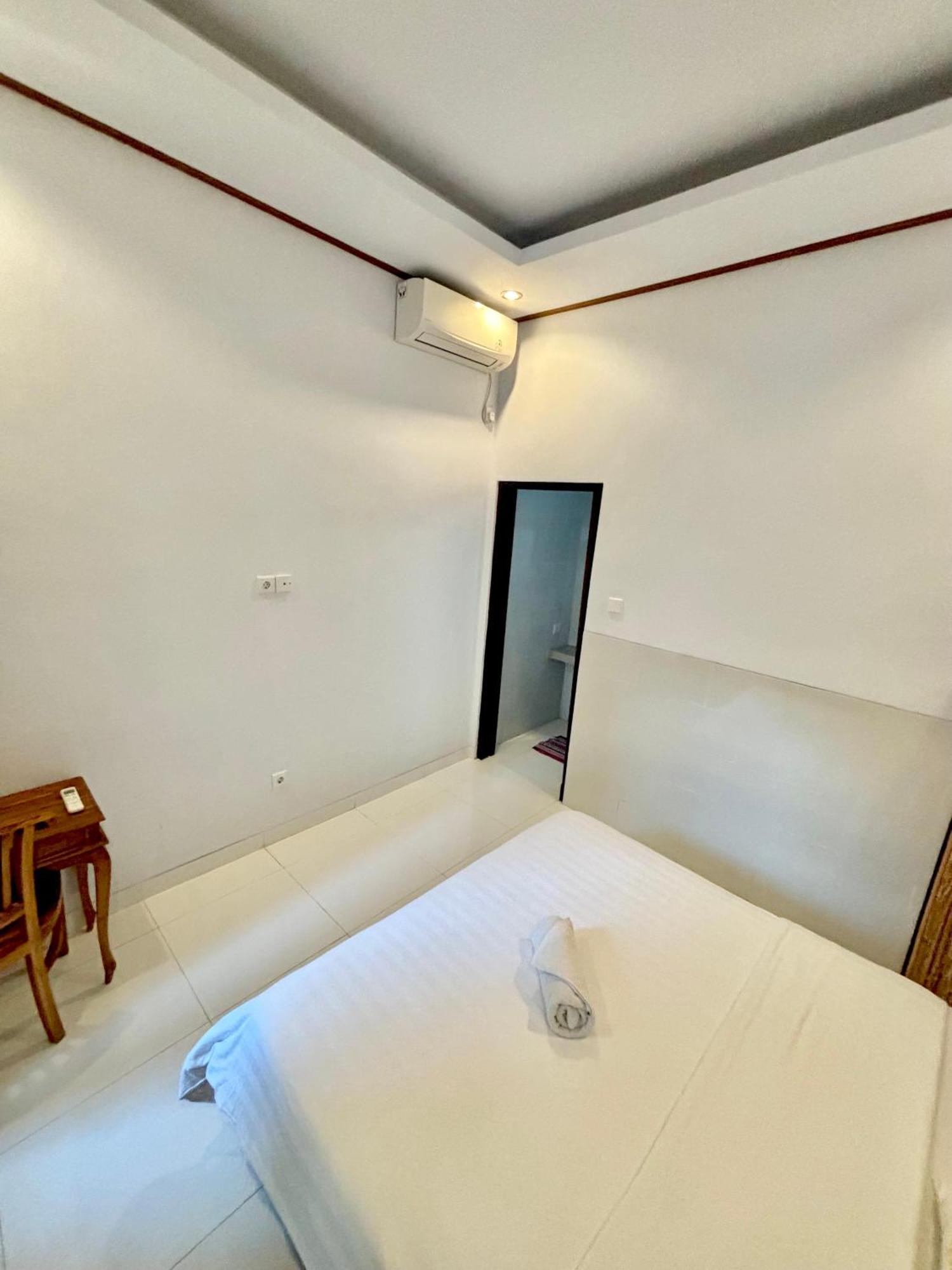 The Lima Home Stay In Canggu מראה חיצוני תמונה